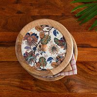 Boîte à Chapati en Bois Faite à la Main de Haute Qualité, Sculptée Décorativement, avec Couvercle Rabattable et Cuillère Incluse – Idéale pour Présenter des Rotis Modernes