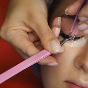 Meilleure vente faible quantité minimale de commande couleur rose Volume cils pince à épiler à la main pince à cils de précision avec pointes pointues ultra fines - Product Image 1