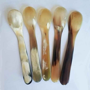 Cuchara de cuerno de vaca natural hecha a mano Utensilios de vajilla sostenibles Cubiertos Cucharas de cuerno de búfalo - Product Image 6