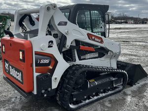 Minicargadora T595 de Bajas Horas de Trabajo, Cargadora Frontal/Tractora, Carga Nominal de 4 Toneladas, Motor Doosan, Bomba y Rodamientos de Alta Calidad - Product Image 4