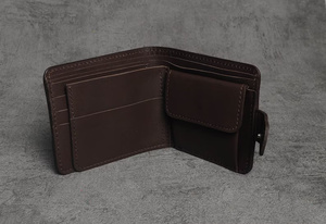 Cartera plegable pequeña de cuero genuino marrón Vintage de alta calidad, diseño de Tridente en relieve Delgado, tipo de cierre plegable, portátil corto - Product Image 5