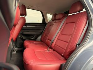 มาสด้า ซีเอ็กซ์-7 2.5 เอส คาร์บอน อิดิชั่น ขับเคลื่อนสี่ล้อ พวงมาลัยซ้าย ปี 2024 - Product Image 3