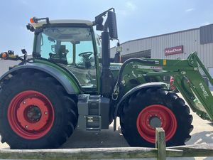 Tractor Fendt 512 Vario de Alta Potencia con Motor de 120HP, Transmisión por Engranajes, Equipo Agrícola para Labranza, Precio Bajo - Product Image 2