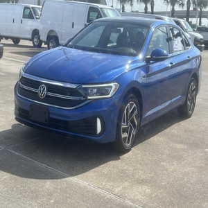 Volkswagen Jetta 2022 Usado, con Volante a la Izquierda/Derecha - Product Image 1