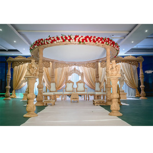 Elegante Conjunto de Mandap de Madera Tallada para Bodas, Ideal para Grandes Eventos Indios, Mandaps Personalizados de Fibra de Vidrio Tallados, Diseño Ligero - Product Image 1