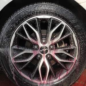 Car Care Wash Wheel Cleaner con eliminación de hierro Liquid Neutral PH7 500ml - Product Image 2