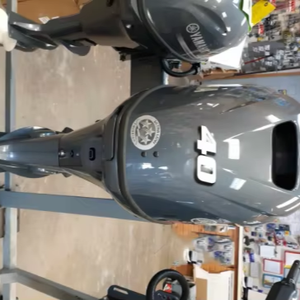 Motores fuera de borda F40LA de 40HP de alta calidad con inyección electrónica de combustible para un rendimiento suave - Product Image 1