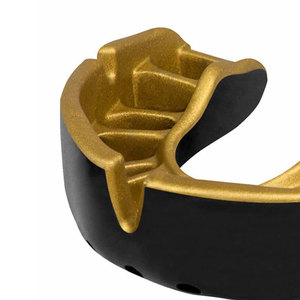 Protector Bucal Deportivo para Adultos con Material Flexible, Ajuste Seguro y Máxima Absorción de Impactos para Deportes de Contacto - Product Image 4
