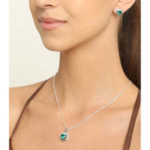 Parure de bijoux CLARA en argent sterling 925, pendentif cœur vert foncé, boucles d'oreilles et chaîne plaqués rhodium avec zircone suisse, idéal pour un cadeau - Product Image 3