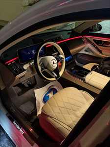 Jeep Wrangler Rubicon 2024 Usado, Asientos de Cuero de Alta Calidad, Transmisión Automática de 6 Velocidades, Volante a la Derecha/Izquierda - Product Image 2