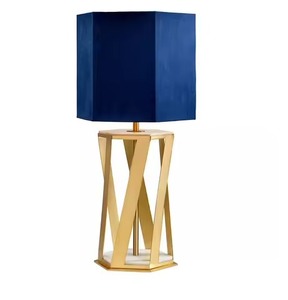 Lampe de table décorative en métal pour le salon, design élégant, parfaite pour la maison et le bureau - Product Image 2