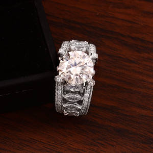 Anillo de Compromiso y Boda de Plata de Ley 925 con Moissanita de Corte Brillante Certificada por GRA de 15g, con Engaste de Garras, para Mujer - Product Image 4