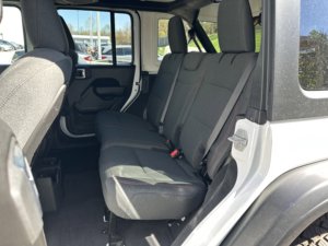 Jeep Wrangler Rubicon V6 3.6L 4WD 2024 Usado en Buen Estado - Product Image 6