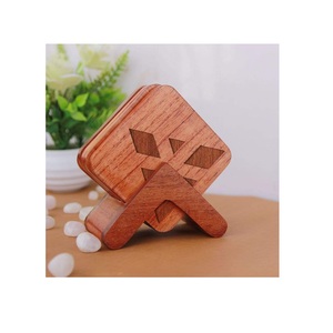 ที่รองแก้วแฮนด์เมดตกแต่งใหม่พร้อมการออกแบบที่หลากหลายและการออกแบบที่กำหนดเองหลายสี - Product Image 1