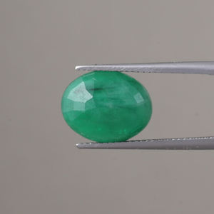 Vente en gros d'émeraude verte naturelle certifiée IGI, pierre libre de 5,66 carats, taille ovale 14x11,5 mm, qualité excellente, cirage/entretien Panna, bijoux - Product Image 3