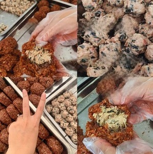 ข้าวปั้นข้าวกล้องแช่แข็งแบบเป็นก้อน พร้อมนึ่งหรืออุ่นในไมโครเวฟ เหมาะสำหรับธุรกิจจัดเลี้ยงและอาหารเช้าในโรงแรม - Product Image 3