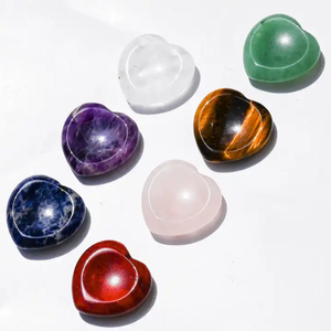 Prix de gros en vrac pierres naturelles mixtes cristal de guérison pierre précieuse taille de poche paume en forme de coeur pouce méditation pierre d'inquiétude - Product Image 5
