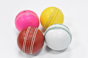 Pelotas de Críquet de Alta Calidad con Logotipo Personalizado, de Cuero, Alta Presión, para Partidos de Equipo, con Fuerte Agarre - Product Image 3