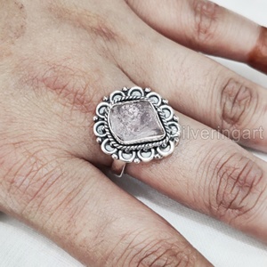 Joyería de piedra en bruto, anillo para mujer, piedra preciosa de cuarzo rosa crudo Natural, piedra natal de abril, anillo bohemio, joyería, anillo de Plata de Ley 925 - Product Image 4
