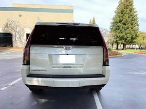 CADILLAC ESCALADE 2015 SUPER LIMPIO, TRANSMISIÓN AUTOMÁTICA, ASIENTOS DE CUERO - Product Image 6