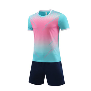 Vente en gros 100% polyester uniforme de football pour jeunes équipes personnalisées avec logo maillot de football OEM vierge pour enfants et hommes - Product Image 1