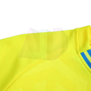 Uniforme de Fútbol para Hombre de Alta Calidad, Ligero, Tejido de Malla Transpirable, Diseñado para Máxima Comodidad y Rendimiento Mejorado - Product Image 3