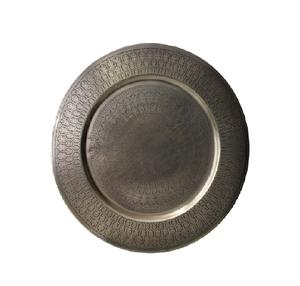 Assiette de service de vaisselle précieuse Design gravé Nouvelle assiette de chargeur en métal américain Plateau de chargeur ton cuivre antique Offre Spéciale - Product Image 5