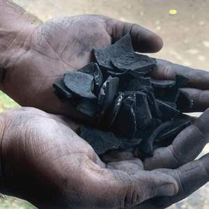 Carbón de coco natural a base de cáscara Shisha Hookah briqueta madera dura hecho a máquina - Product Image 3