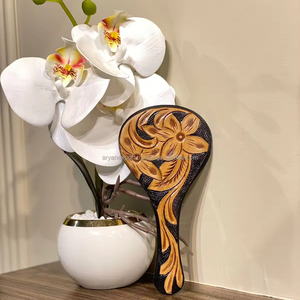 มือทาสีของแท้หนังเครื่องมือกระจกมือถือสไตล์ตะวันตกแต่งหน้ากระจกมือกระจกออกแบบวินเทจของขวัญที่สมบูรณ์แบบสําหรับภรรยา - Product Image 3