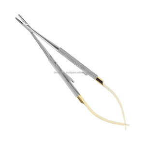 Porte-aiguille Castroviejo Premium en carbure de tungstène TC, instruments microchirurgicaux manuels autoclavables, certifiés CE ISO, vente en gros, les mieux notés - Product Image 3