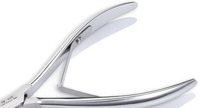 ชุดทำเล็บมือและเท้าหรูหราระดับไฮเอนด์ของ Nghia CB-202C กรรไกรตัดหนังกำพร้าแบบหรูหราทำจากโครเมี่ยมสแตนเลสสำเร็จรูปในเวียดนาม - Product Image 3