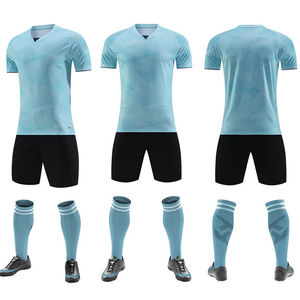 Kit avanzado de ropa de fútbol de tela con opciones de nombre y número personalizados para escuelas y equipos profesionales - Product Image 3