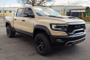 SUPER CLEAN Autos Usados de Lujo, Ram 1500 Crew Cab TRX Pickup 2021, 4 Puertas, 5 1/2 pies, Autos Usados Listos para Enviar a Todo el Mundo - Product Image 2