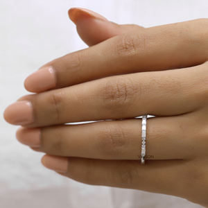 Baguette & ทรงกลมเพชรโมซิสซาไนท์สีสดใสครึ่งนิรันดร์งานแต่งงานสำหรับผู้หญิงสีทองขาว18K - Product Image 2