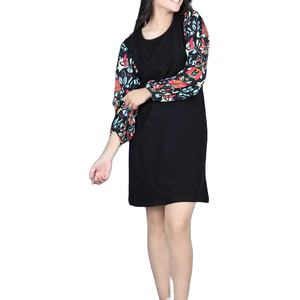 Vestes en jean pour femmes en gros (ODM & OEM) – Impression DTG, tissu denim épais 260g, séchage rapide, style vintage, vêtements d'hiver pour hommes et femmes - Product Image 1