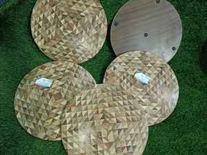 Ensemble de couteaux et de planches à incrustation en bois de luxe Planche à découper à fromage rectangulaire avec motif en bois aléatoire unique pour la cuisine et la salle à manger - Product Image 4