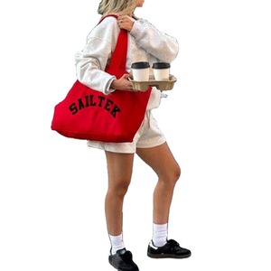 2025 mujeres calientes precio bajo 2 piezas conjuntos de pantalones cortos de verano de alta calidad pareja suelta sudadera de manga larga y conjunto corto de dos piezas - Product Image 2