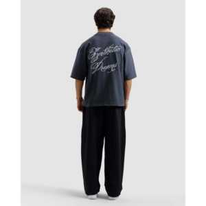 Camiseta Reverse Detail 100% Poliéster Synthetic Dreams con Logotipo Estampado en Serigrafía y Patrón Tejido - Product Image 2