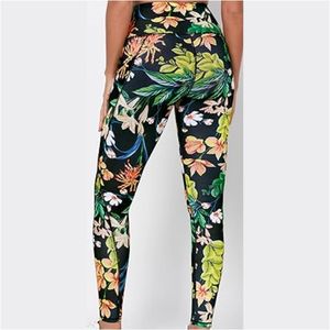Conjunto de Entrenamiento de Yoga Ligero, Transpirable y de Secado Rápido para Mujer, Leggings Sin Costuras de Cintura Alta - Product Image 2