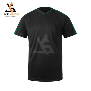 ชุดกีฬาโพลีเอสเตอร์คุณภาพสูง ไซส์ใหญ่ พร้อมบริการตัดเย็บอัตโนมัติโดยตรงจากโรงงาน รับผลิตตามแบบ (OEM) พร้อมบริการสกรีนโลโก้ชื่อทีม ชุดฟุตบอลสำหรับผู้ใหญ่แบบสั่งทำ - Product Image 1