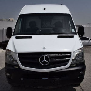 Sprinter d'occasion 2023, sièges en cuir R18 gauche, climatisation, essence, automatique, Euro4, caméra 360°, éclairage LED, écran tactile panoramique - Product Image 1