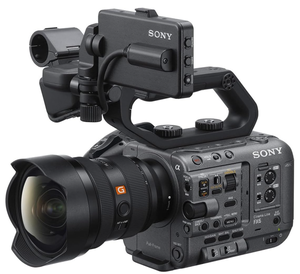 กล้องฟูลเฟรมรุ่นใหม่ ILME-FX6 Cinema Line พร้อมเลนส์ SEL24105G ของแท้ใหม่เอี่ยม ขายดี พร้อมฟังก์ชั่นโหวต - Product Image 1