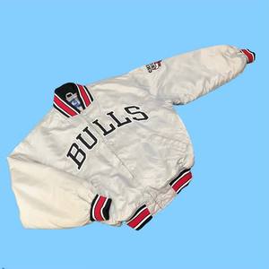 TITLISTS Personnalisé Vente Chaude 100% Polyester Satin Baseball Patches Travail Brodé Veste Satin Bomber Vestes - Product Image 6