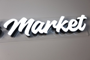 Letrero LED Metálico 3D Personalizado <span class=keywords><strong>con</strong></span> Certificación UL, Letras de PVC, Acero Inoxidable y Acrílico para Decoración de Tiendas y Empresas - Product Image 3