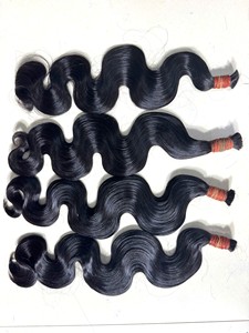 Cabello Humano Vietnamita al por Mayor de Fábrica, Ondulado Profundo, Paquetes de Cabello a Granel sin Trama para Trenzas, Cabello Negro para Trenzas - Product Image 1
