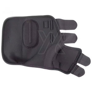 Botas de montar occidentales de cuero para protección de piernas, diseño anatómico frontal personalizable, cuidado de caballos, establos y cepillado, venta al por mayor - Product Image 5