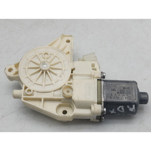 มอเตอร์ไฟฟ้าหน้าต่างด้านหน้าขวาเมอร์เซเดส บี-คลาส W246 ซีรีส์ที่ 2 A2469065200 607951 (K9K) (12>) - Product Image 2