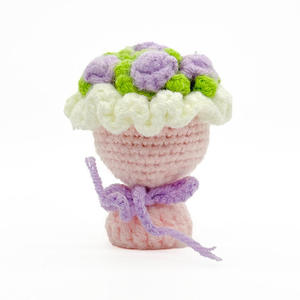 Llavero de ganchillo hecho a mano con mini colgante de ramo de flores pequeñas y bonitas para el Día del Maestro, tejido floral portátil - Product Image 5