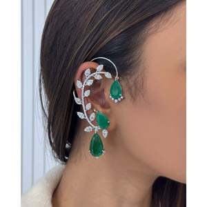 Pendientes de esmeralda con diseño de gota - Product Image 3