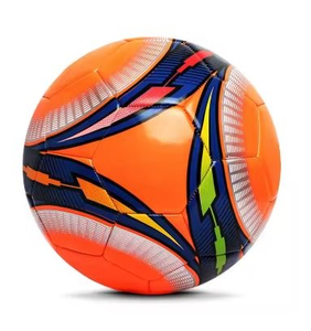Balón de Fútbol Profesional Cosido a Mano de Fábrica, Balón de Entrenamiento de Alta Calidad, Hecho de Cuero Sintético de PVC, Similar al Balón de Fútbol de Pakistán - Product Image 1